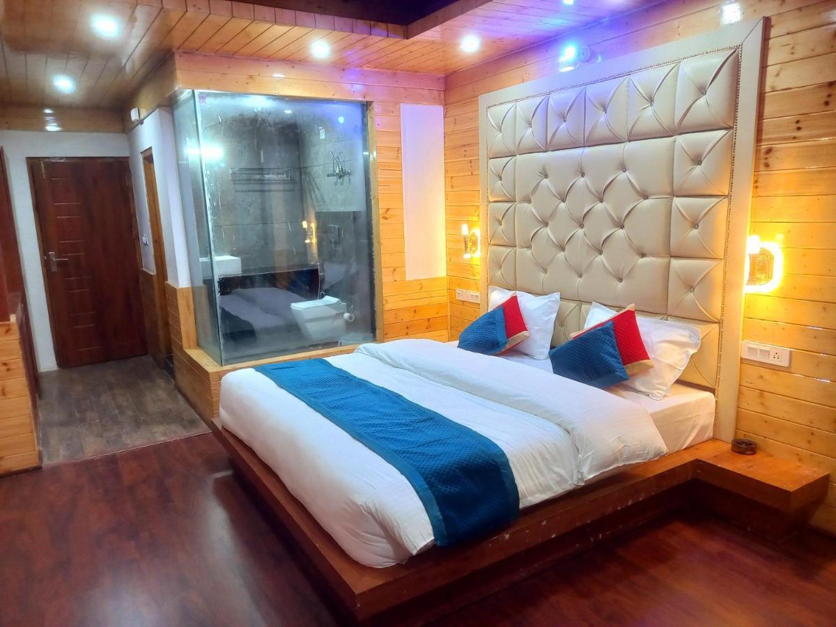 Humble Holiday Inn Kufri Simla Exteriér fotografie