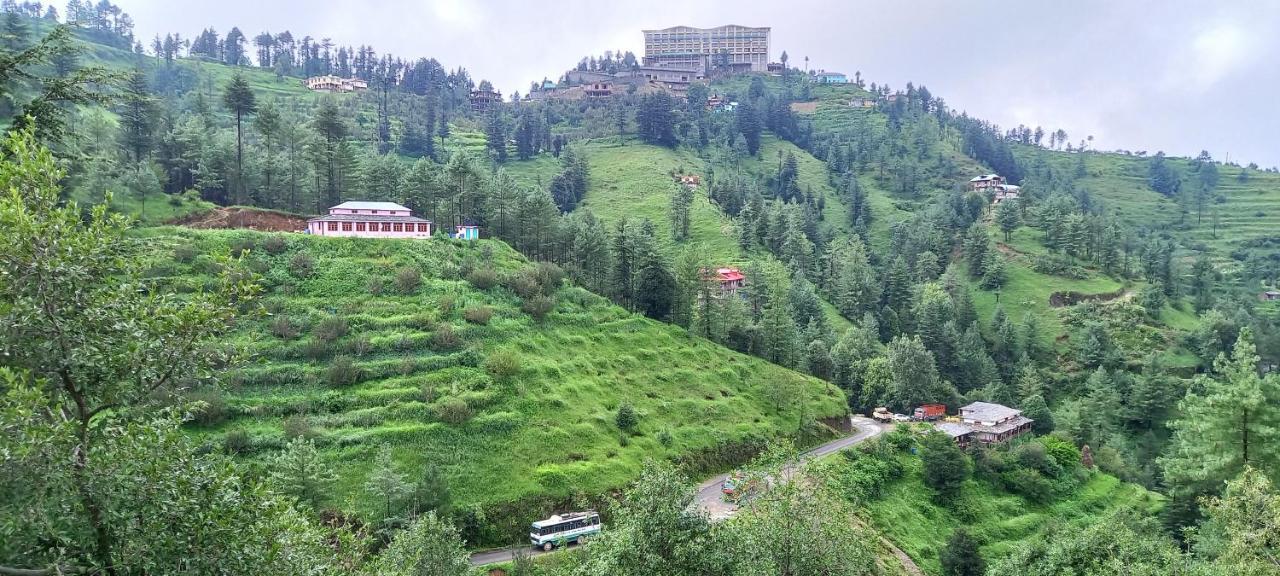 Humble Holiday Inn Kufri Simla Exteriér fotografie