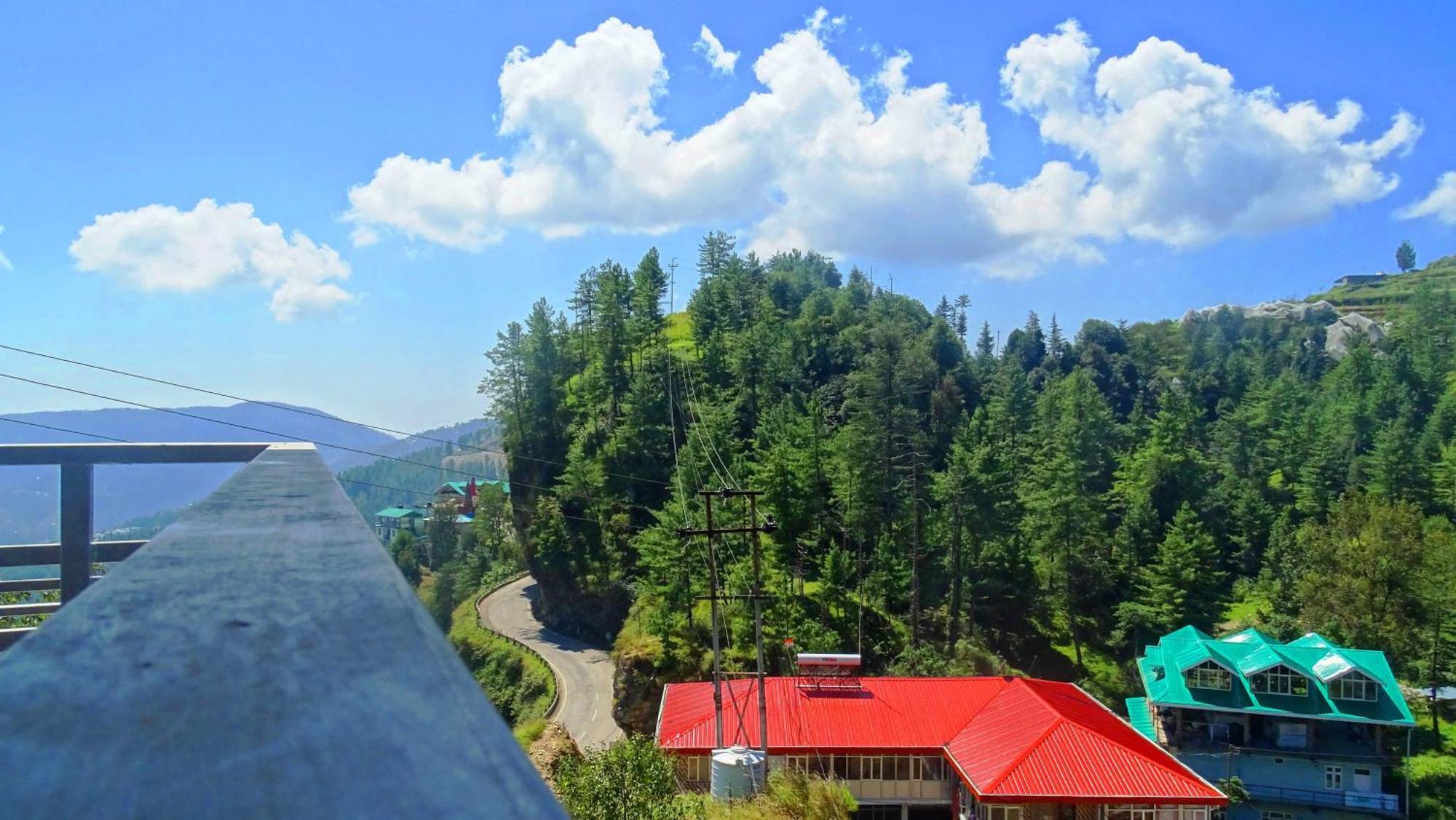 Humble Holiday Inn Kufri Simla Exteriér fotografie